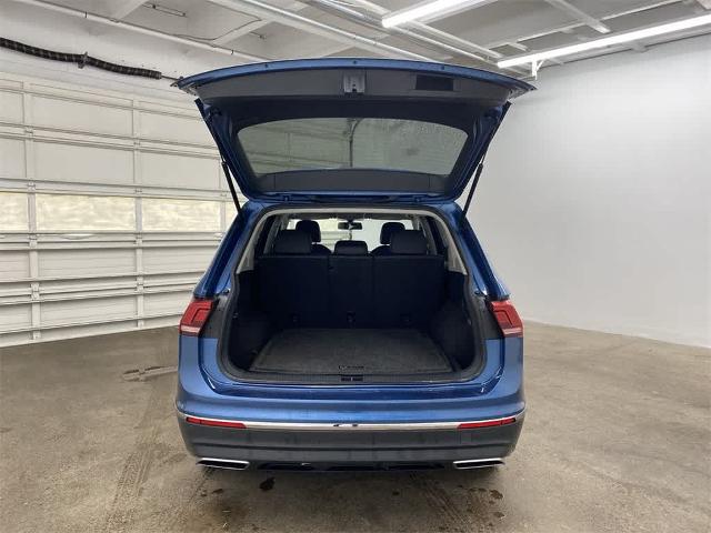 2020 Volkswagen Tiguan Vehicle Photo in PORTLAND, OR 97225-3518