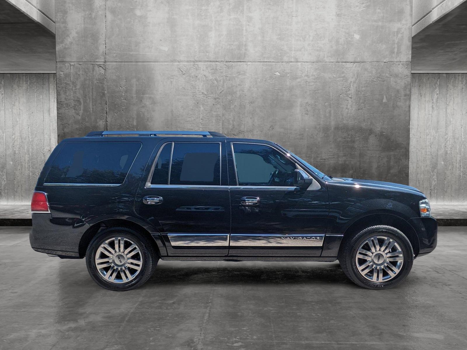 2014 Lincoln Navigator Vehicle Photo in Clearwater, FL 33764