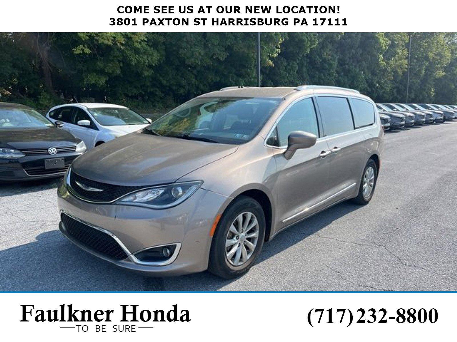 2018 Chrysler Pacifica Vehicle Photo in Harrisburg, PA 17111