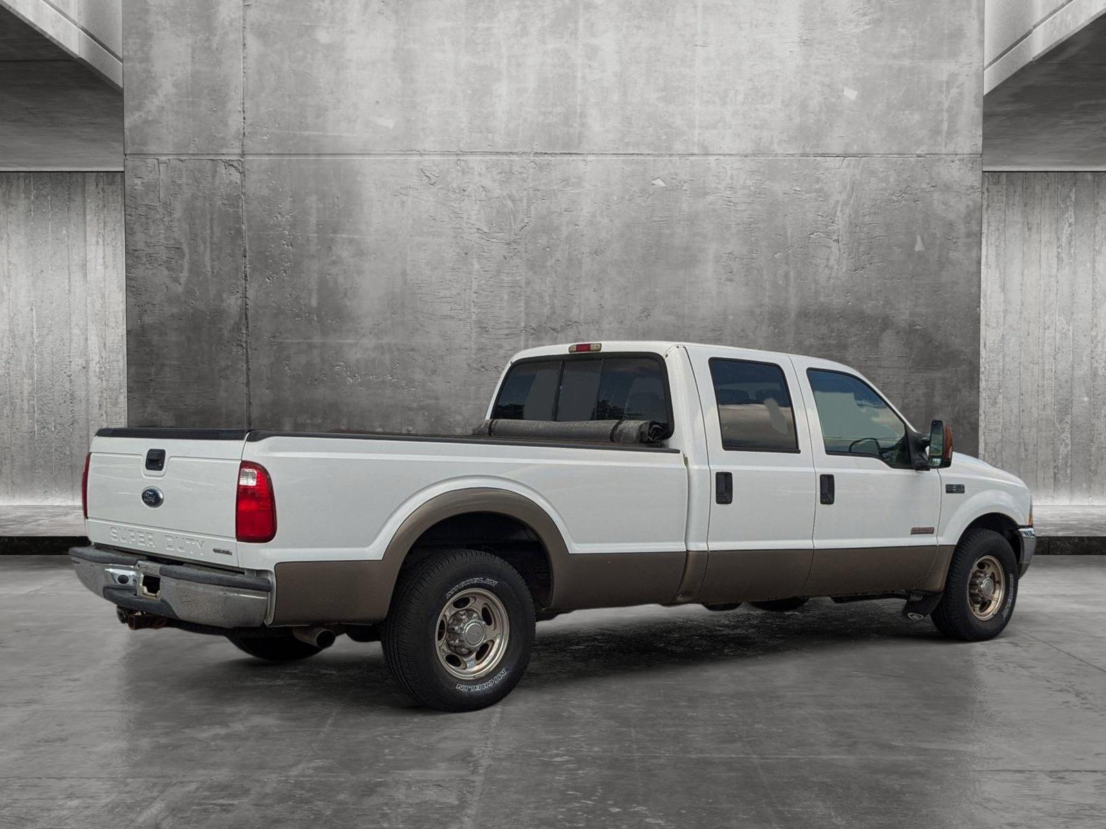 2004 Ford Super Duty F-250 Vehicle Photo in St. Petersburg, FL 33713