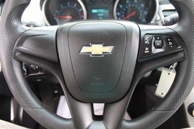 2013 Chevrolet Cruze Vehicle Photo in SAINT CLAIRSVILLE, OH 43950-8512