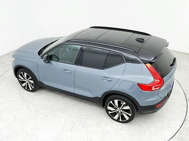 2021 Volvo XC40 Vehicle Photo in Grapevine, TX 76051