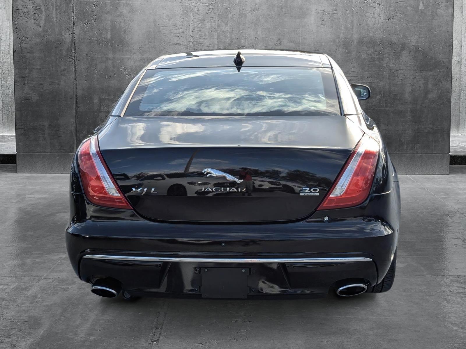 2016 Jaguar XJ Vehicle Photo in Delray Beach, FL 33444