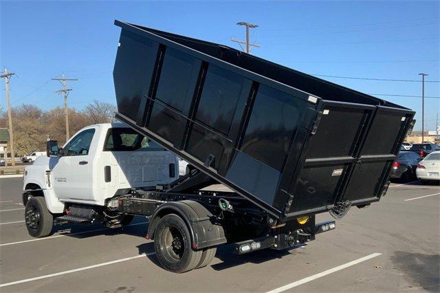 2023 Chevrolet Silverado Chassis Cab Vehicle Photo in TOPEKA, KS 66609-0000