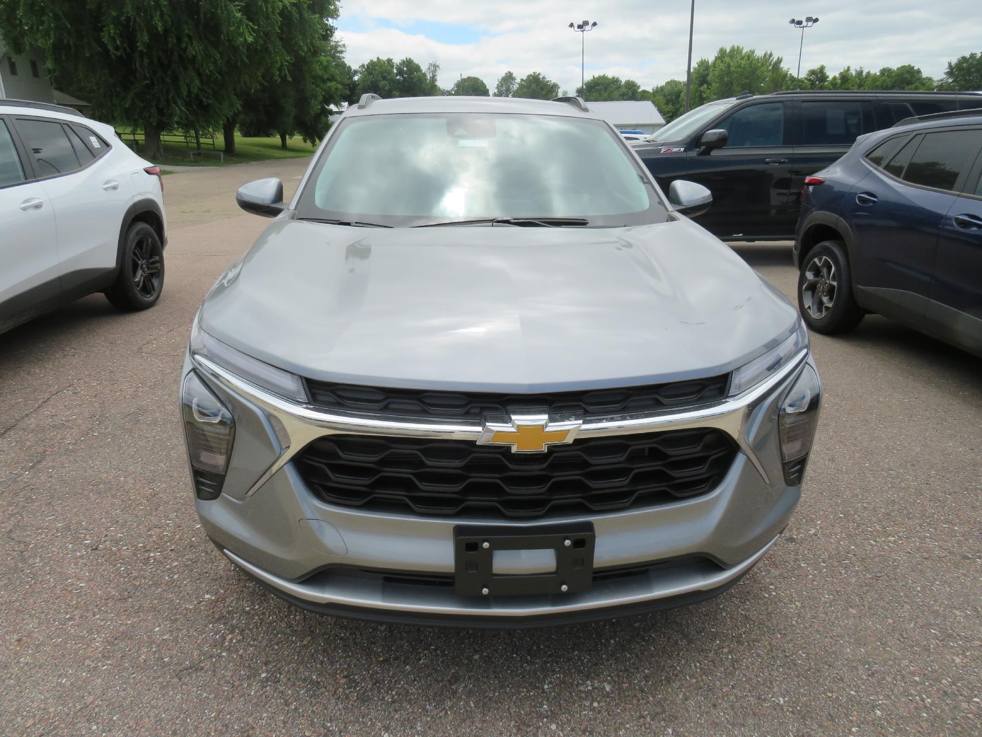 2025 Chevrolet Trax Vehicle Photo in MAPLETON, IA 51034-1072