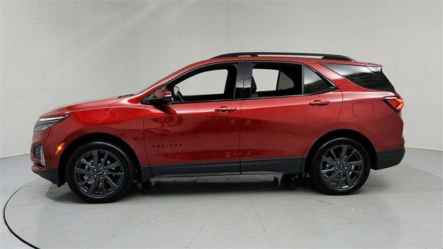 Used 2022 Chevrolet Equinox RS with VIN 2GNAXWEV6N6112590 for sale in Dearborn, MI