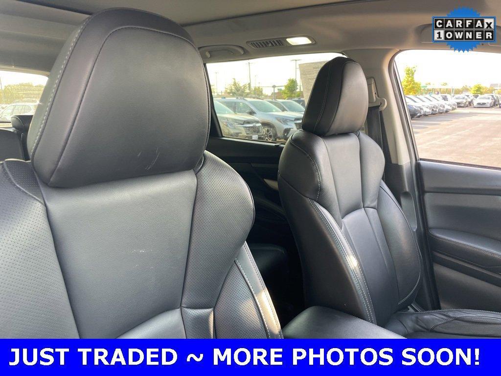 2019 Subaru Ascent Vehicle Photo in Saint Charles, IL 60174