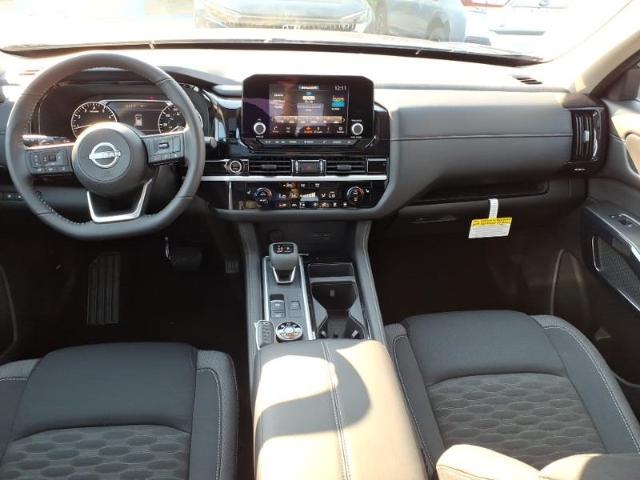 2024 Nissan Pathfinder Vehicle Photo in Oshkosh, WI 54904