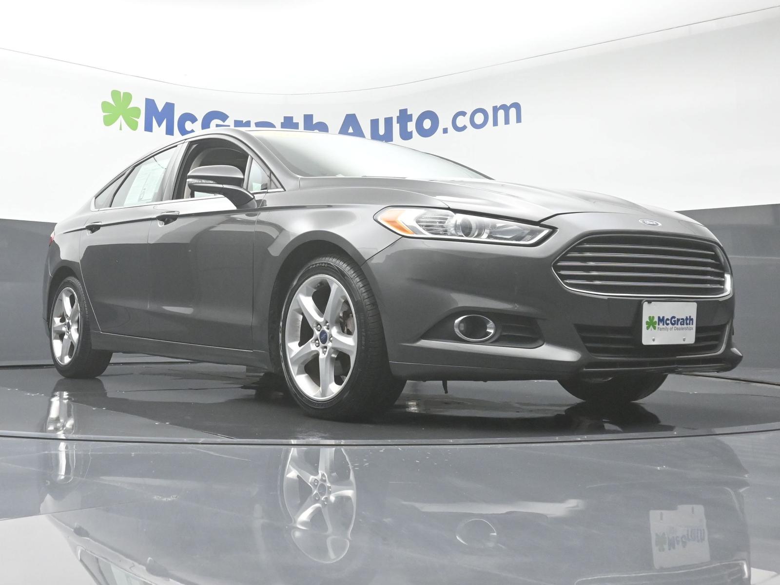 2016 Ford Fusion Vehicle Photo in Cedar Rapids, IA 52402