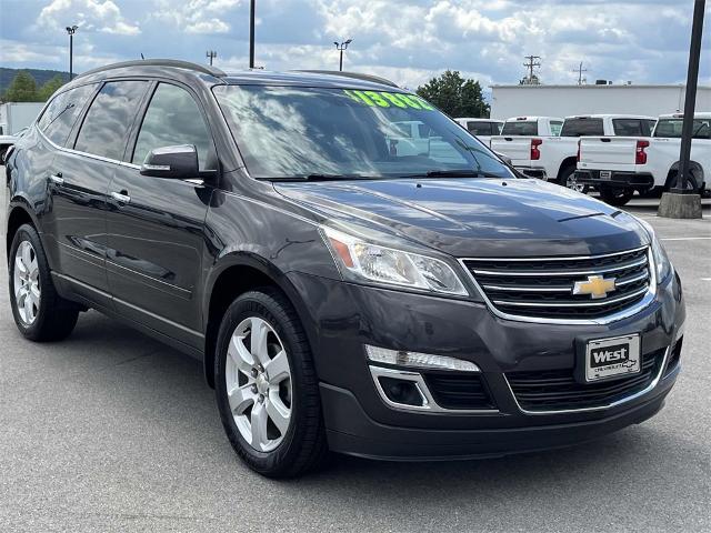 2017 Chevrolet Traverse Vehicle Photo in ALCOA, TN 37701-3235