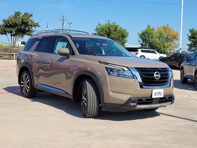 2024 Nissan Pathfinder Vehicle Photo in Weatherford, TX 76087