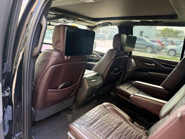 2021 Cadillac Escalade ESV Vehicle Photo in DELRAY BEACH, FL 33483-3294