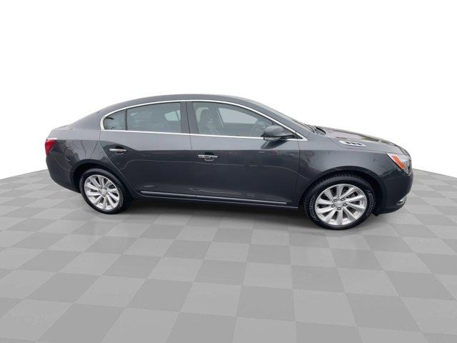 2016 Buick LaCrosse Vehicle Photo in WILLIAMSVILLE, NY 14221-4303