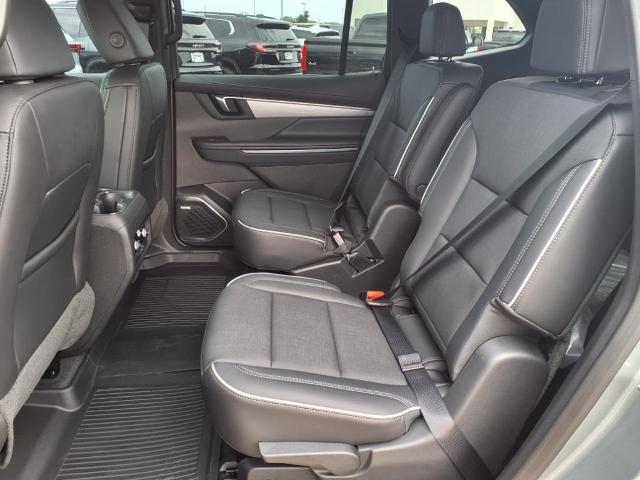 2025 Buick Enclave Vehicle Photo in ROSENBERG, TX 77471-5675