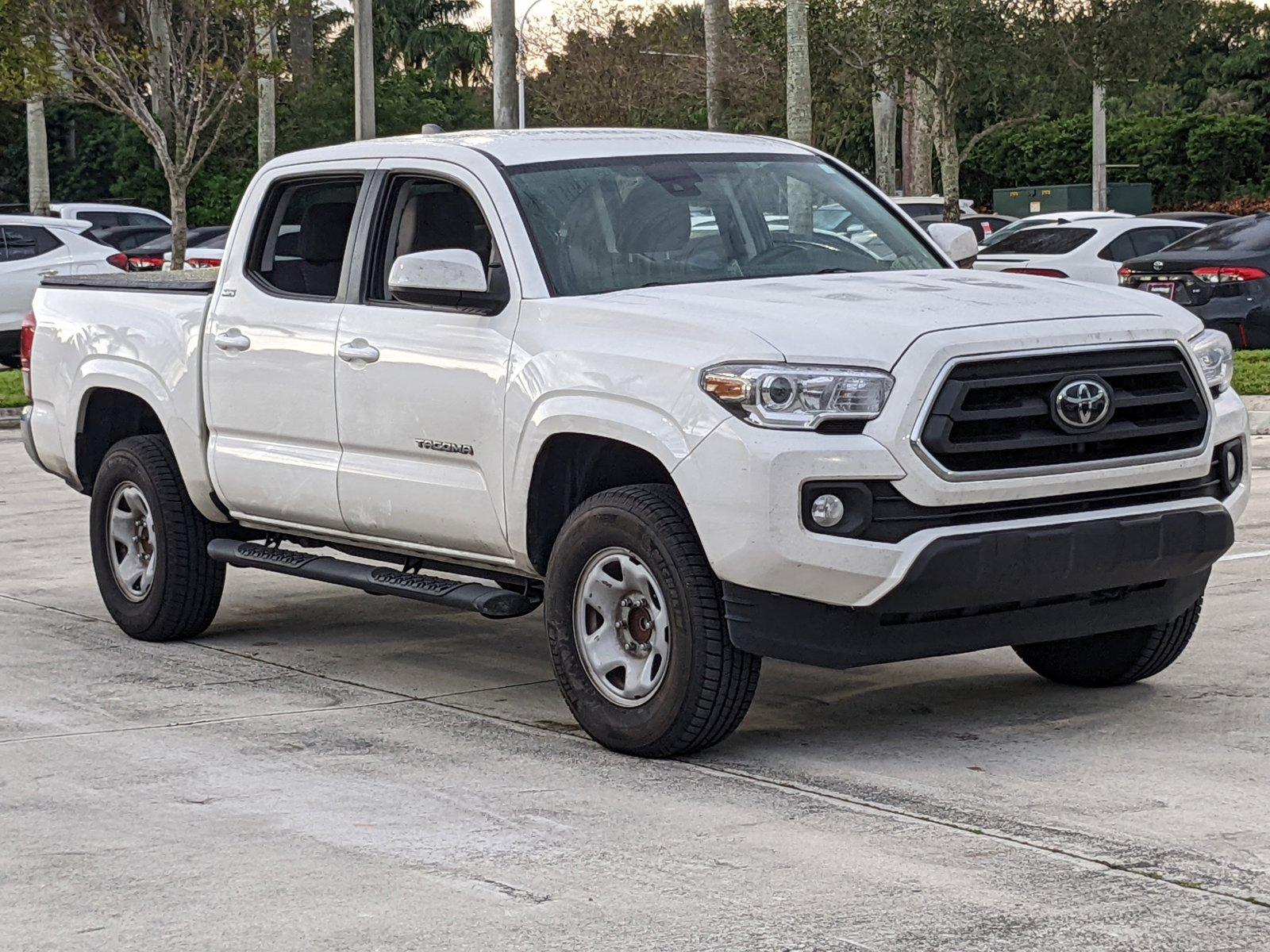 2022 Toyota Tacoma 2WD Vehicle Photo in Davie, FL 33331