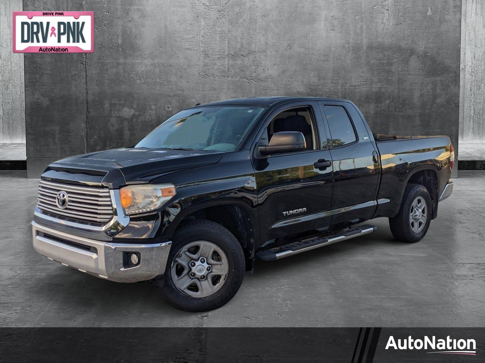 2016 Toyota Tundra 2WD Truck Vehicle Photo in PEMBROKE PINES, FL 33024-6534