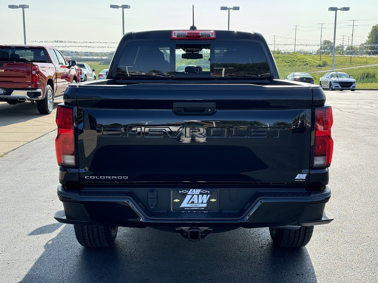 2024 Chevrolet Colorado Vehicle Photo in BOONVILLE, IN 47601-9633