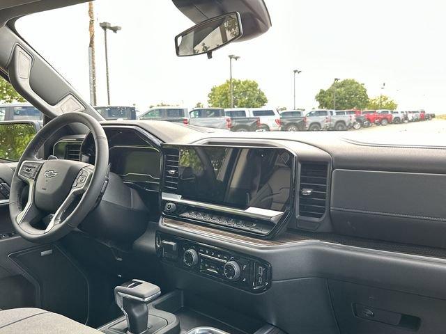 2025 Chevrolet Silverado 1500 Vehicle Photo in GREELEY, CO 80634-4125