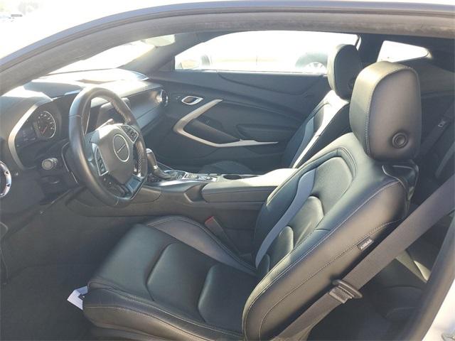 2021 Chevrolet Camaro Vehicle Photo in GRAND BLANC, MI 48439-8139