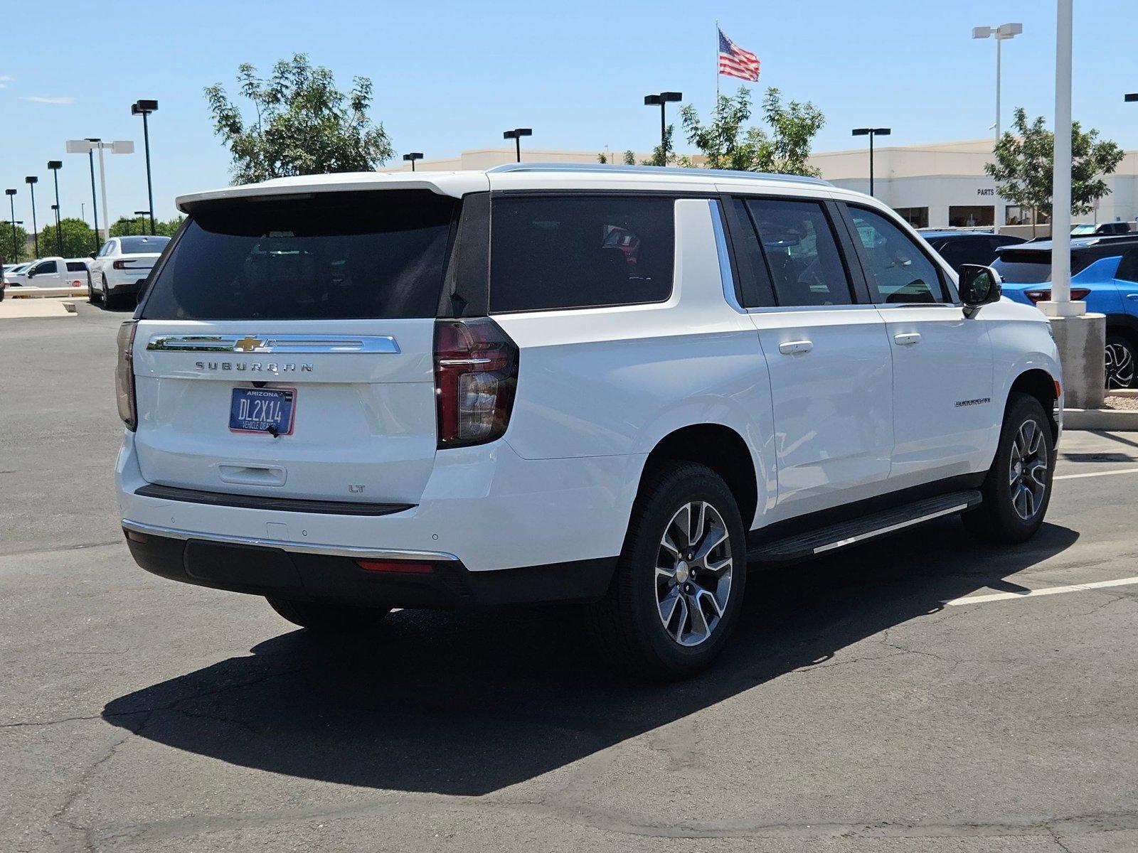 2024 Chevrolet Suburban Vehicle Photo in GILBERT, AZ 85297-0446