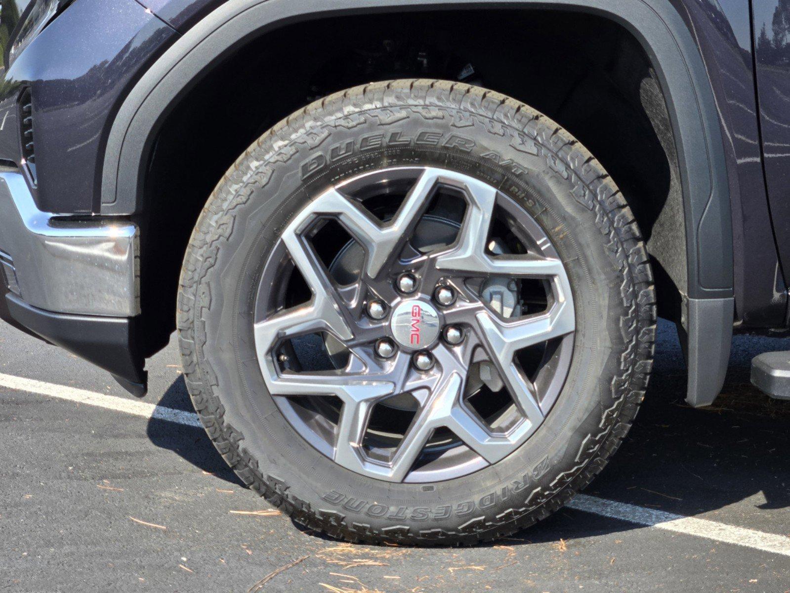 2024 GMC Sierra 1500 Vehicle Photo in DALLAS, TX 75209-3016