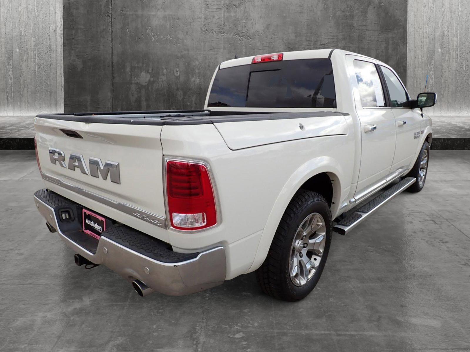 2016 Ram 1500 Vehicle Photo in DENVER, CO 80221-3610