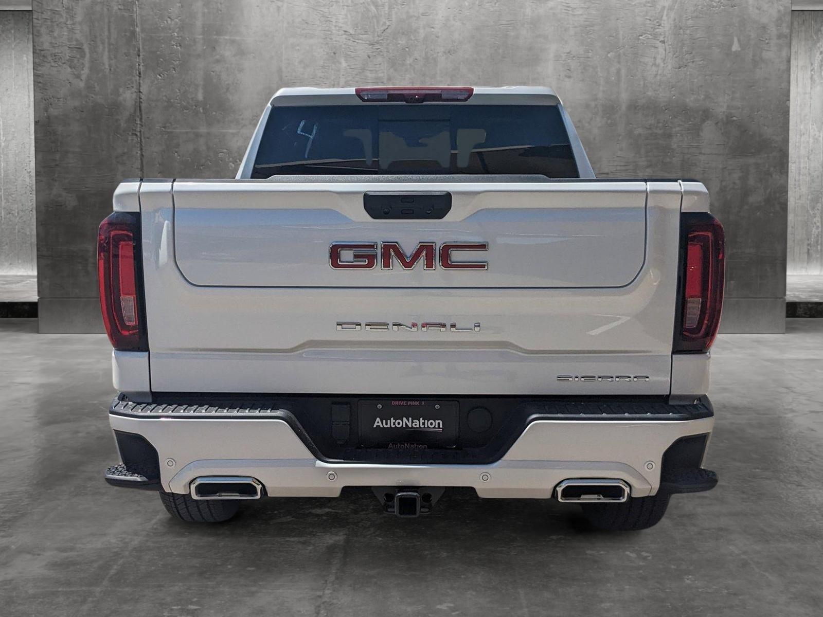 2024 GMC Sierra 1500 Vehicle Photo in LONE TREE, CO 80124-2750