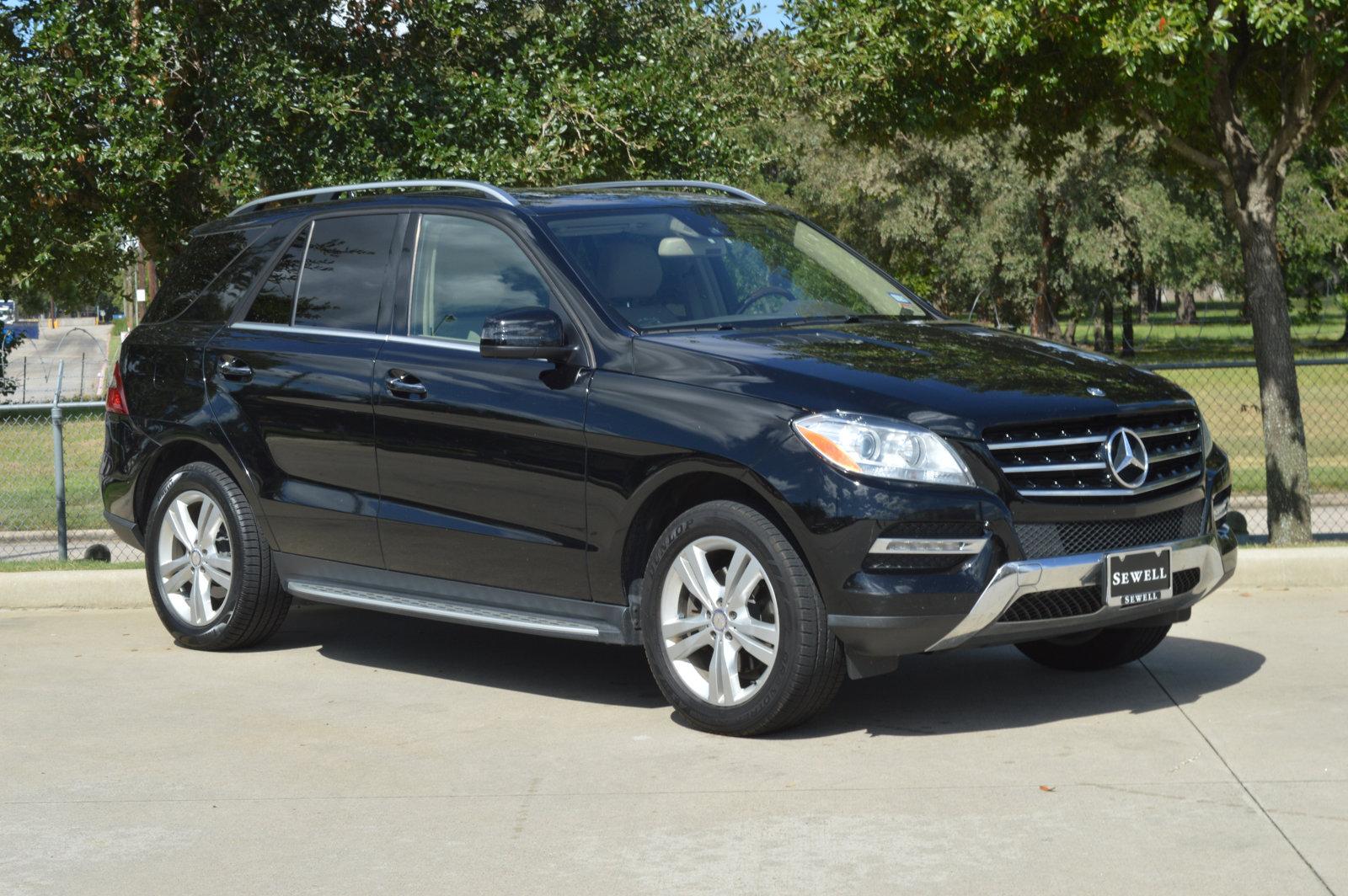 2013 Mercedes-Benz M-Class Vehicle Photo in Houston, TX 77090