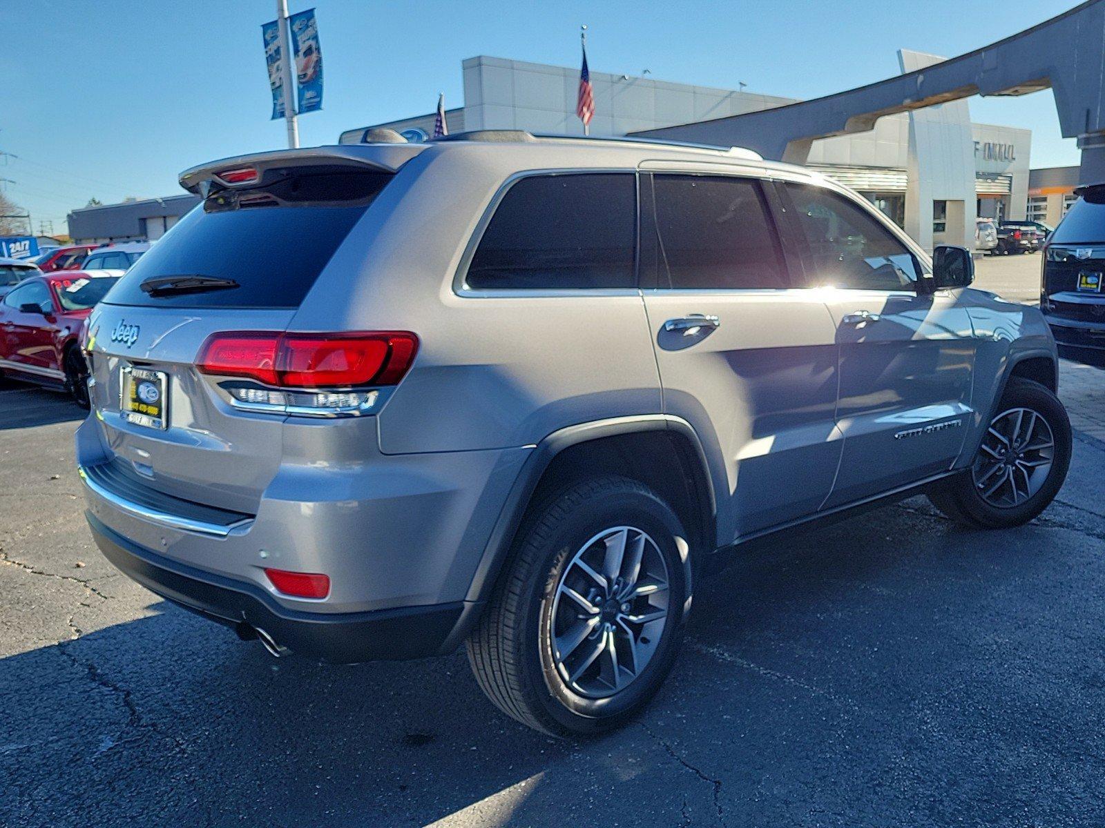 2020 Jeep Grand Cherokee Vehicle Photo in Saint Charles, IL 60174