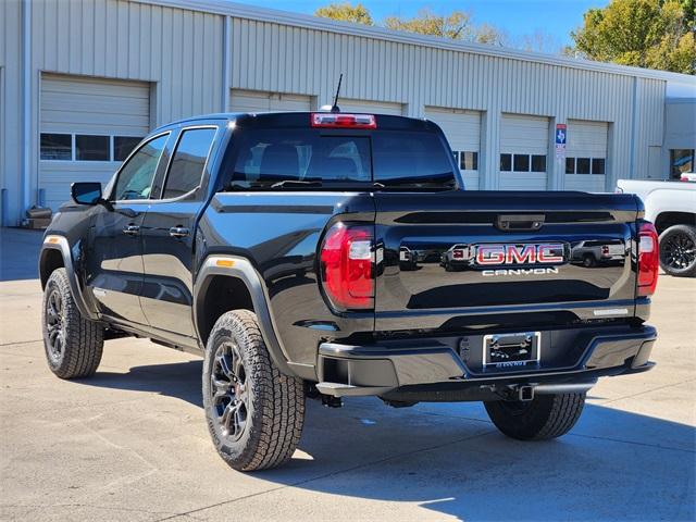 2024 GMC Canyon Vehicle Photo in GAINESVILLE, TX 76240-2013