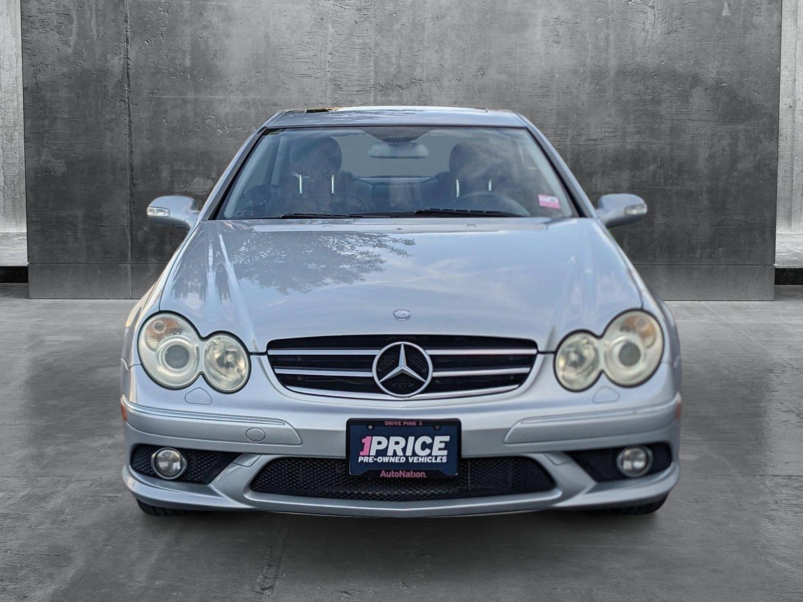 2009 Mercedes-Benz CLK-Class Vehicle Photo in Clearwater, FL 33765