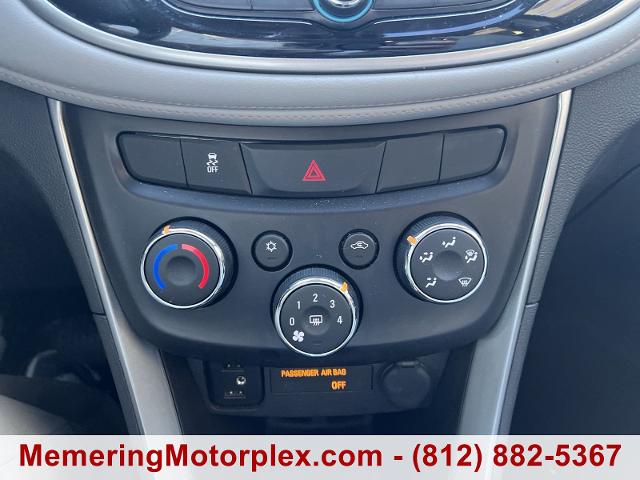 2018 Chevrolet Trax Vehicle Photo in VINCENNES, IN 47591-5519