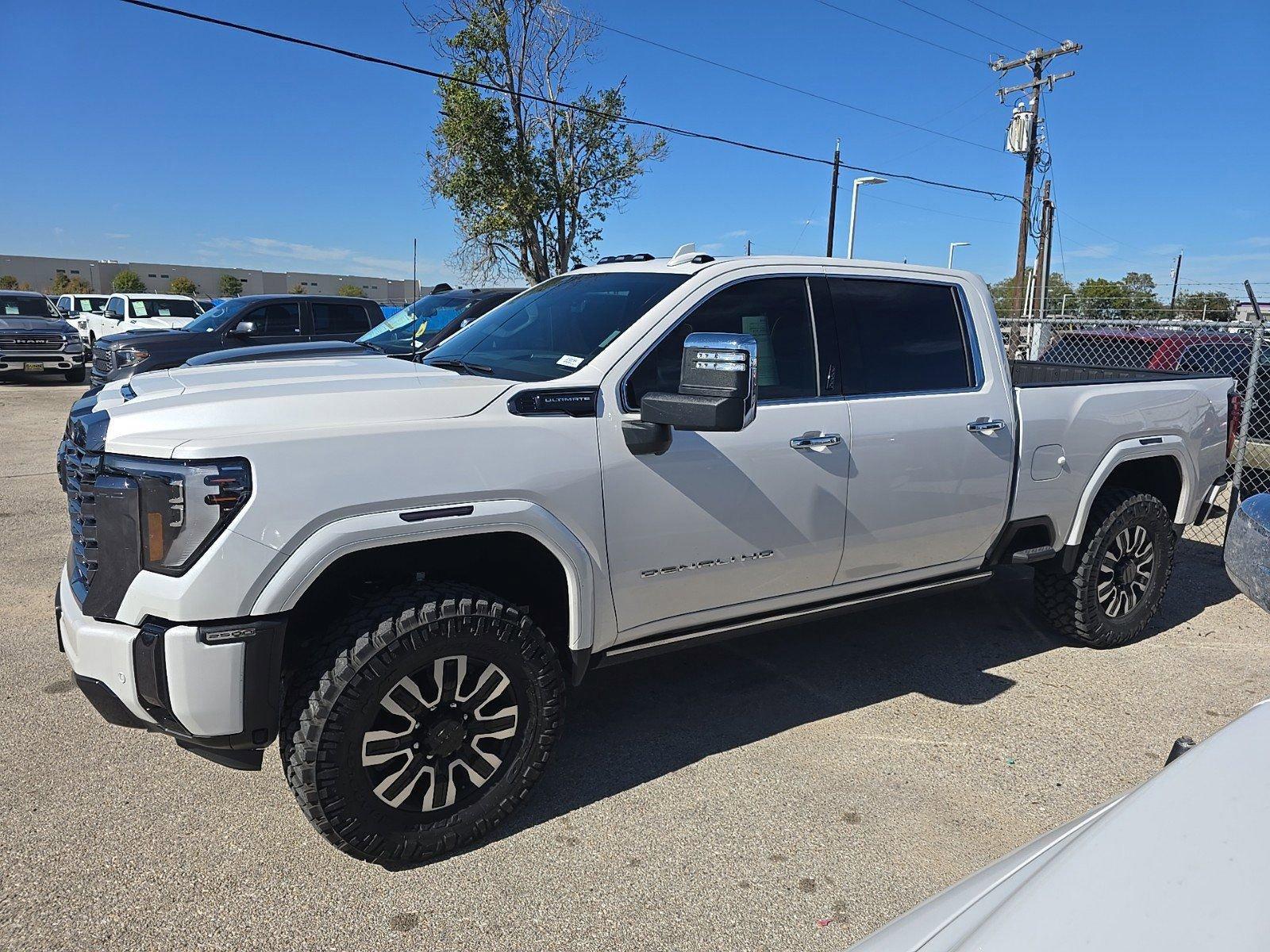 2024 GMC Sierra 2500 HD Vehicle Photo in Seguin, TX 78155