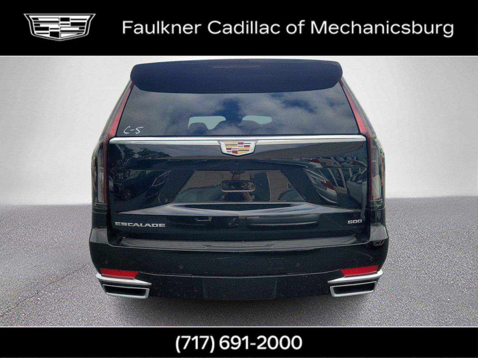 2024 Cadillac Escalade Vehicle Photo in MECHANICSBURG, PA 17050-1707