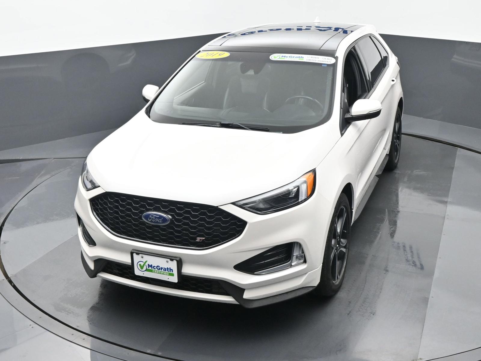 2019 Ford Edge Vehicle Photo in Marion, IA 52302