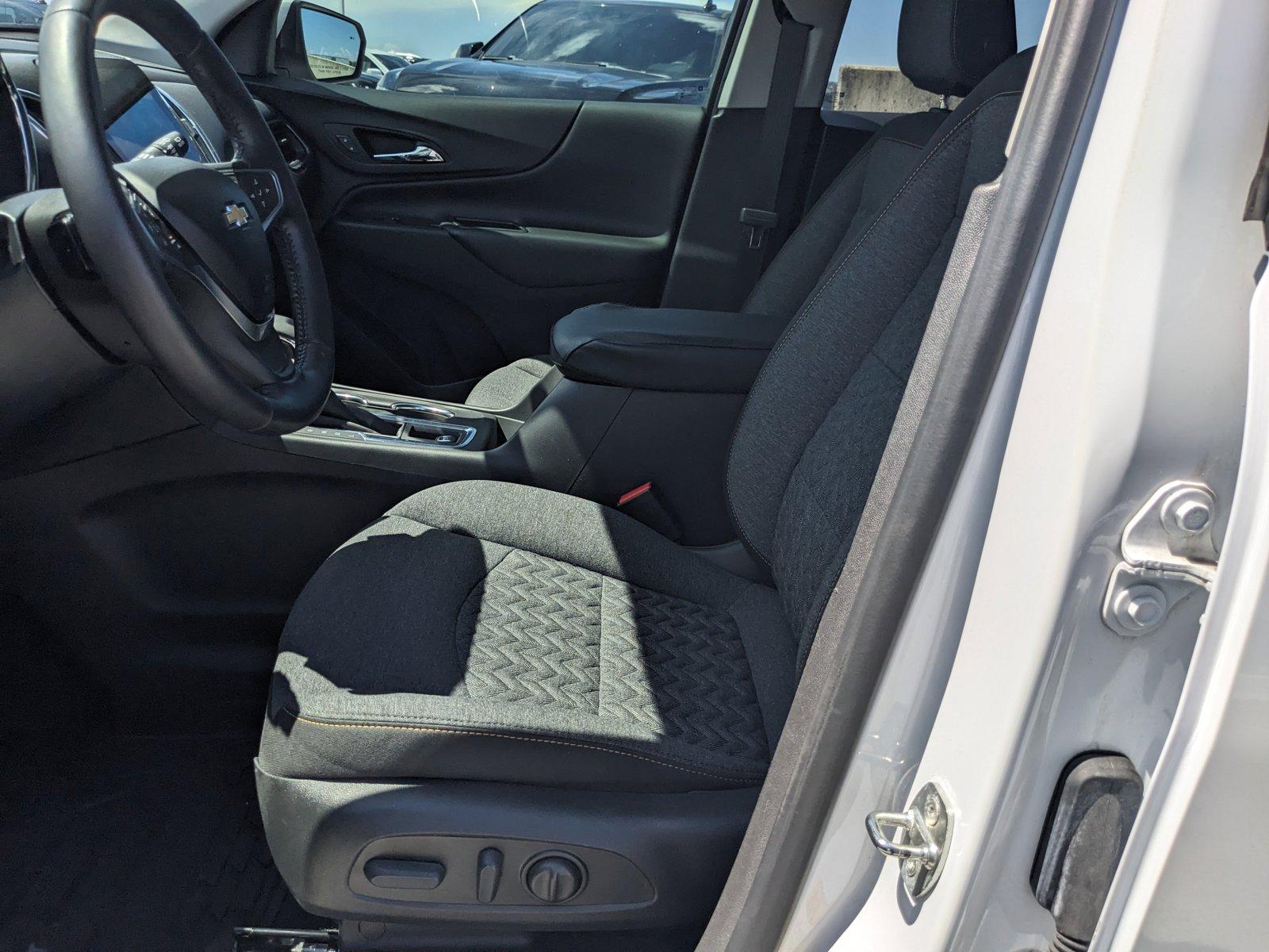 2022 Chevrolet Equinox Vehicle Photo in MIAMI, FL 33172-3015