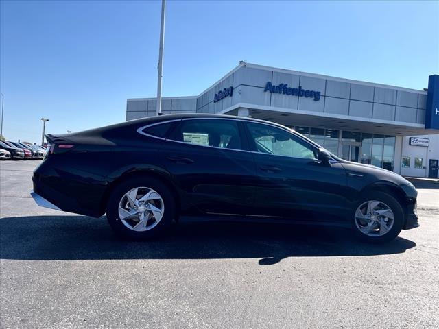 2025 Hyundai SONATA Vehicle Photo in O'Fallon, IL 62269