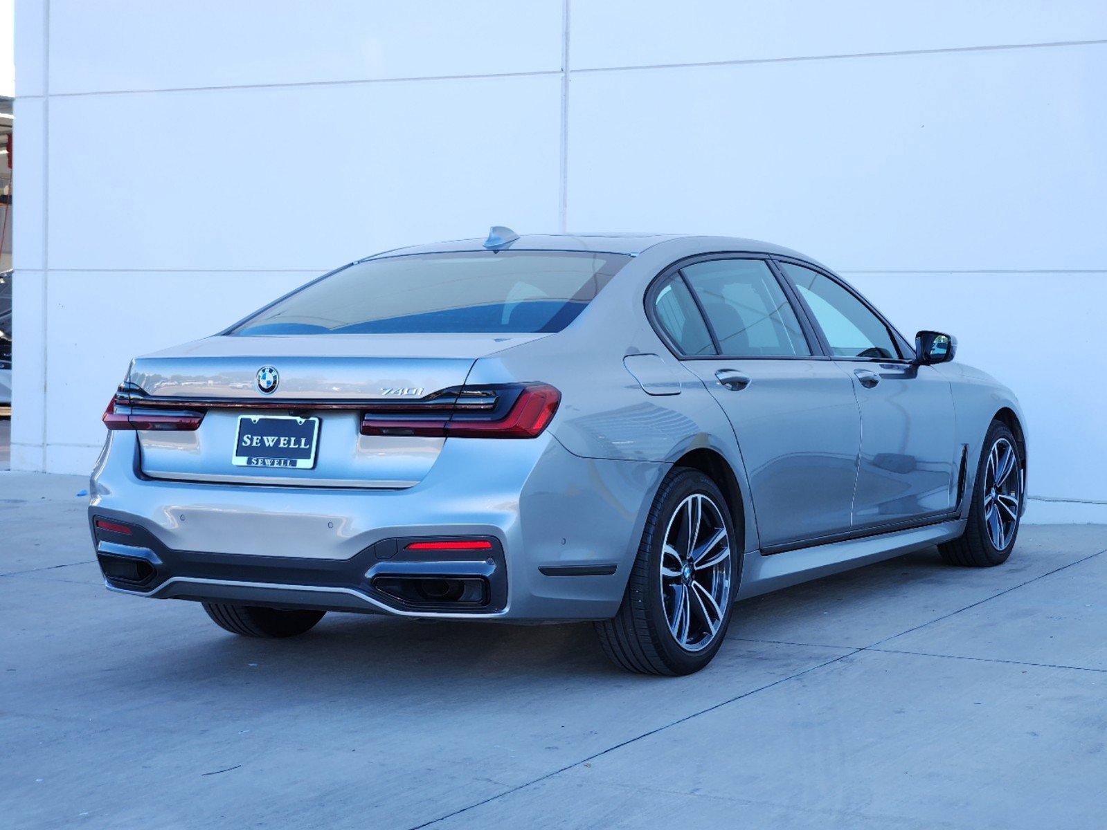 2022 BMW 740i xDrive Vehicle Photo in PLANO, TX 75024