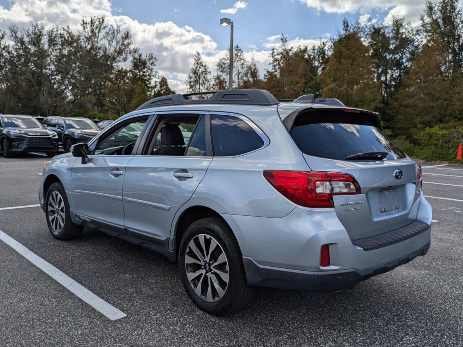 2017 Subaru Outback Vehicle Photo in Clearwater, FL 33761