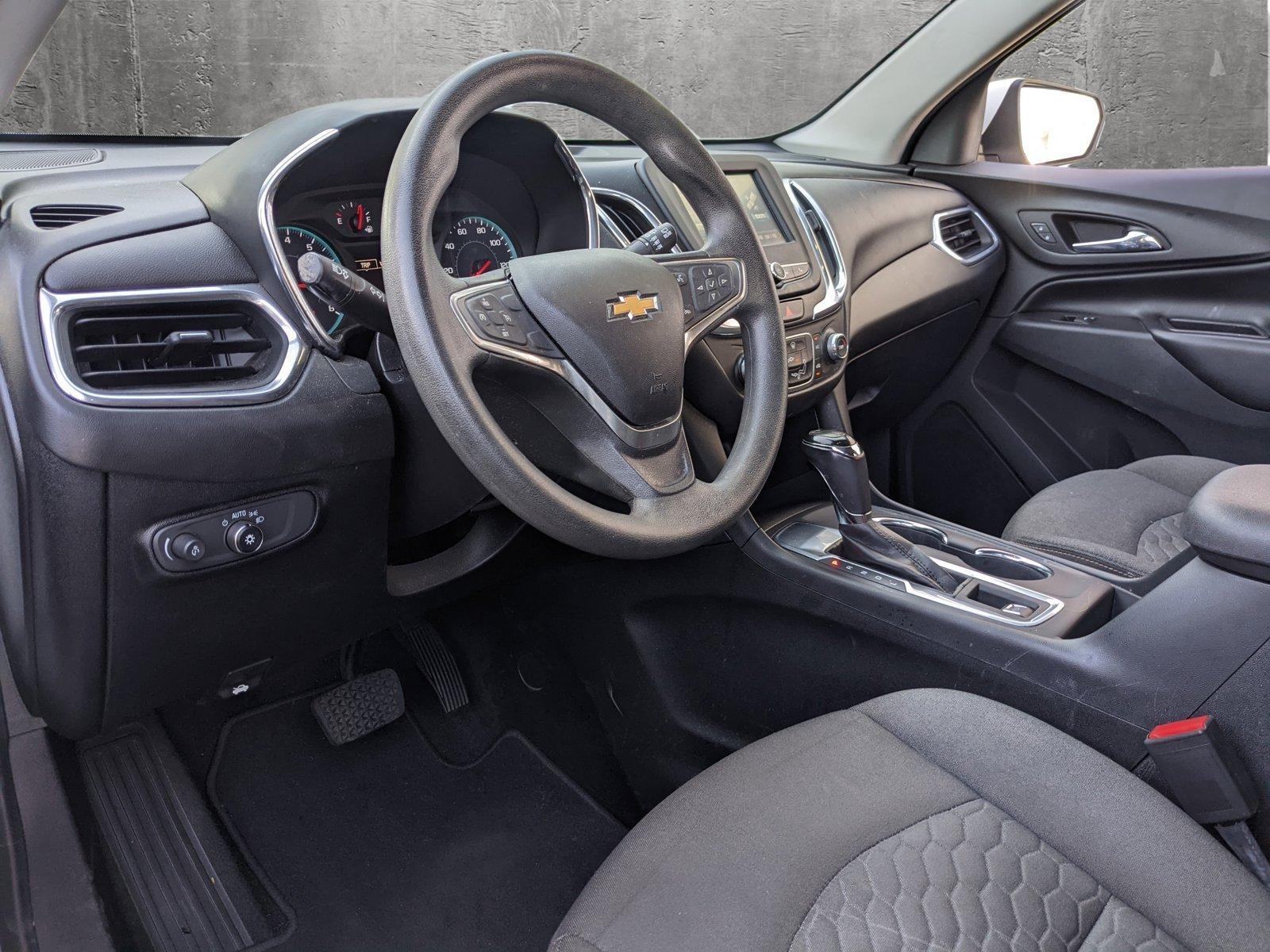 2018 Chevrolet Equinox Vehicle Photo in VALENCIA, CA 91355-1705