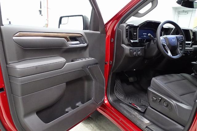 2025 Chevrolet Silverado 1500 Vehicle Photo in ROGERS, MN 55374-9422