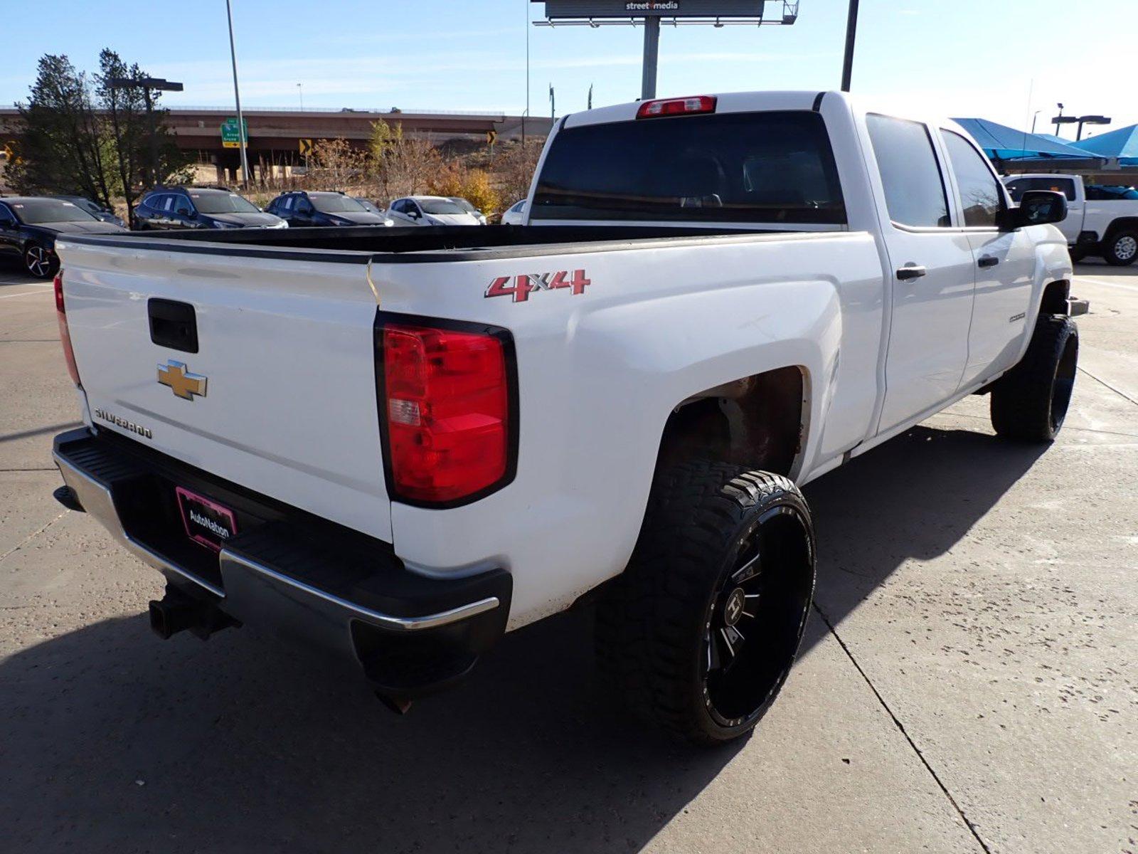 2018 Chevrolet Silverado 2500HD Vehicle Photo in DENVER, CO 80221-3610