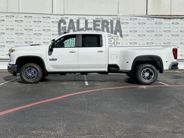 2025 Chevrolet Silverado 3500 HD Vehicle Photo in DALLAS, TX 75244-5909