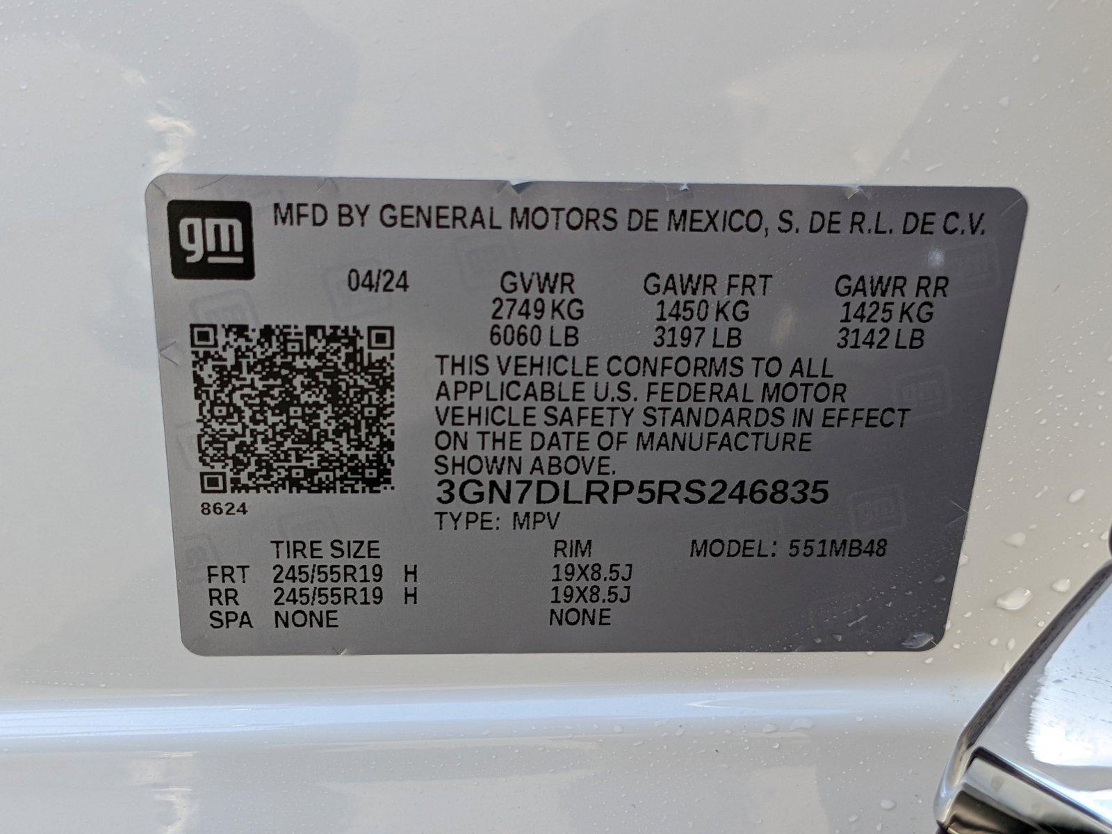 2024 Chevrolet Equinox EV Vehicle Photo in VALENCIA, CA 91355-1705