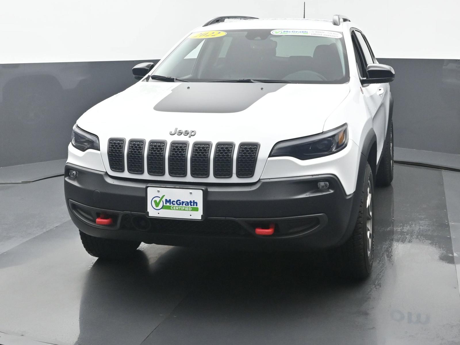 2022 Jeep Cherokee Vehicle Photo in Cedar Rapids, IA 52402