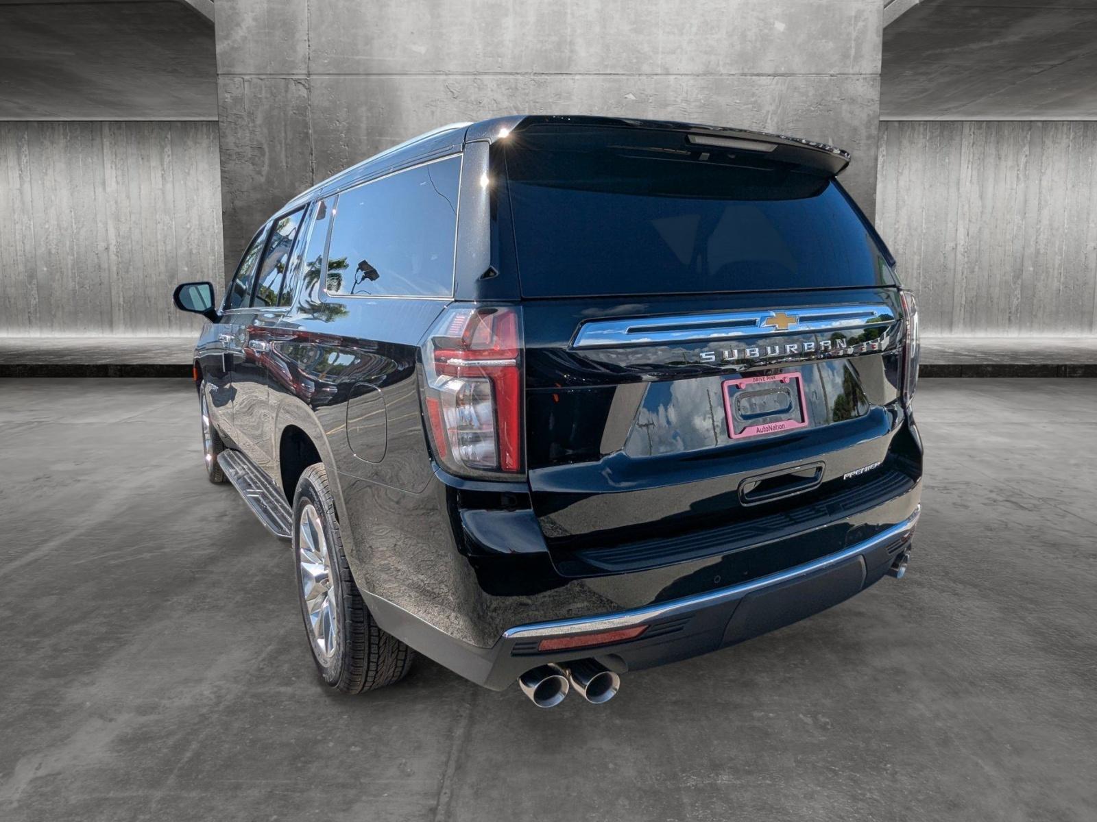 2024 Chevrolet Suburban Vehicle Photo in MIAMI, FL 33134-2699