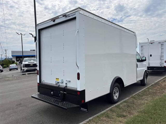 2024 Chevrolet Express Commercial Cutaway Vehicle Photo in ALCOA, TN 37701-3235