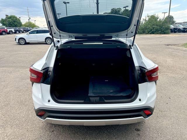 2025 Chevrolet Trax Vehicle Photo in GREELEY, CO 80634-4125