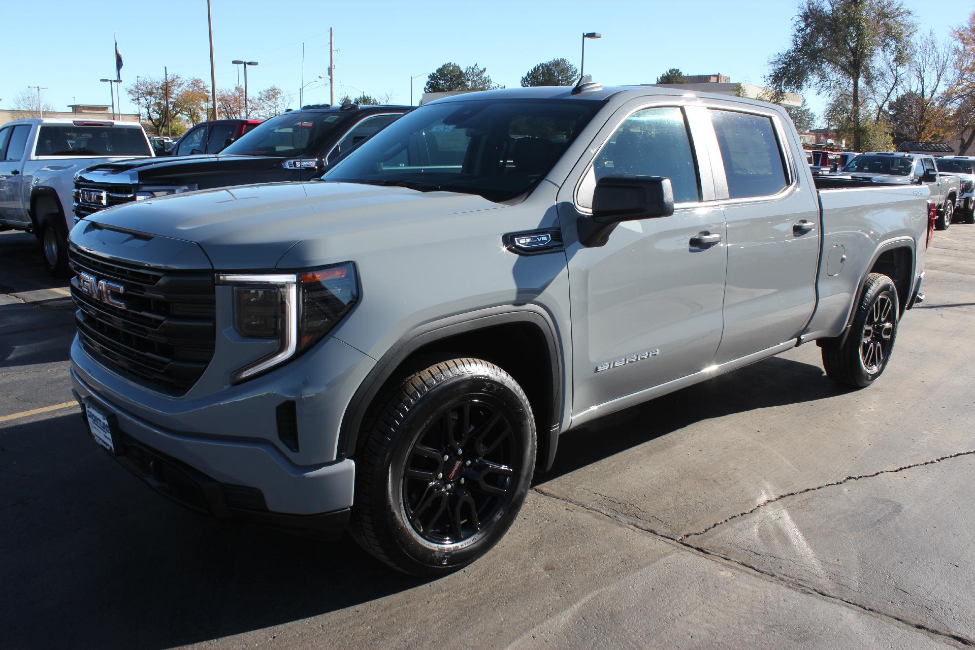 2024 GMC Sierra 1500 Vehicle Photo in AURORA, CO 80012-4011