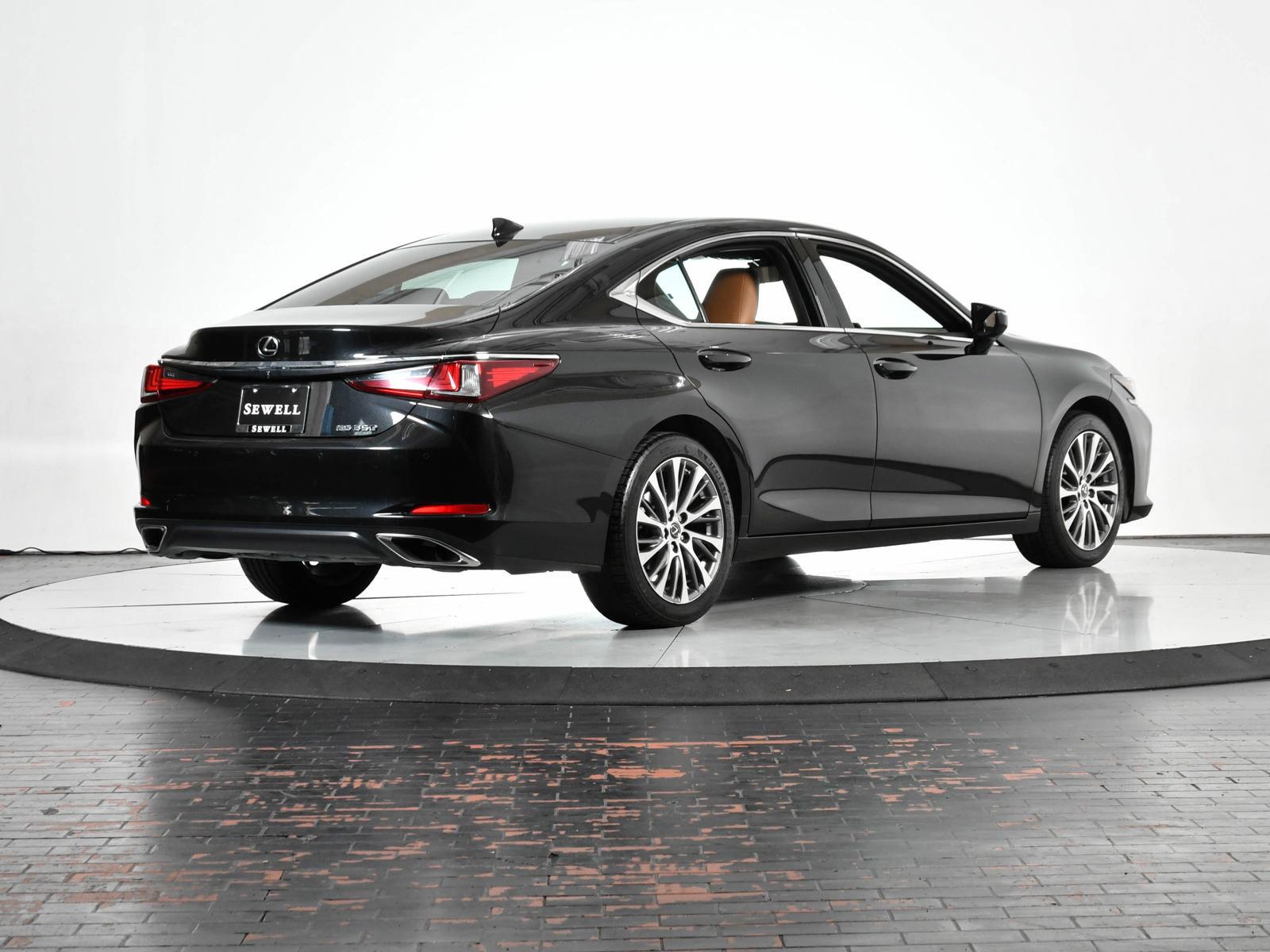 2019 Lexus ES 350 Vehicle Photo in DALLAS, TX 75235